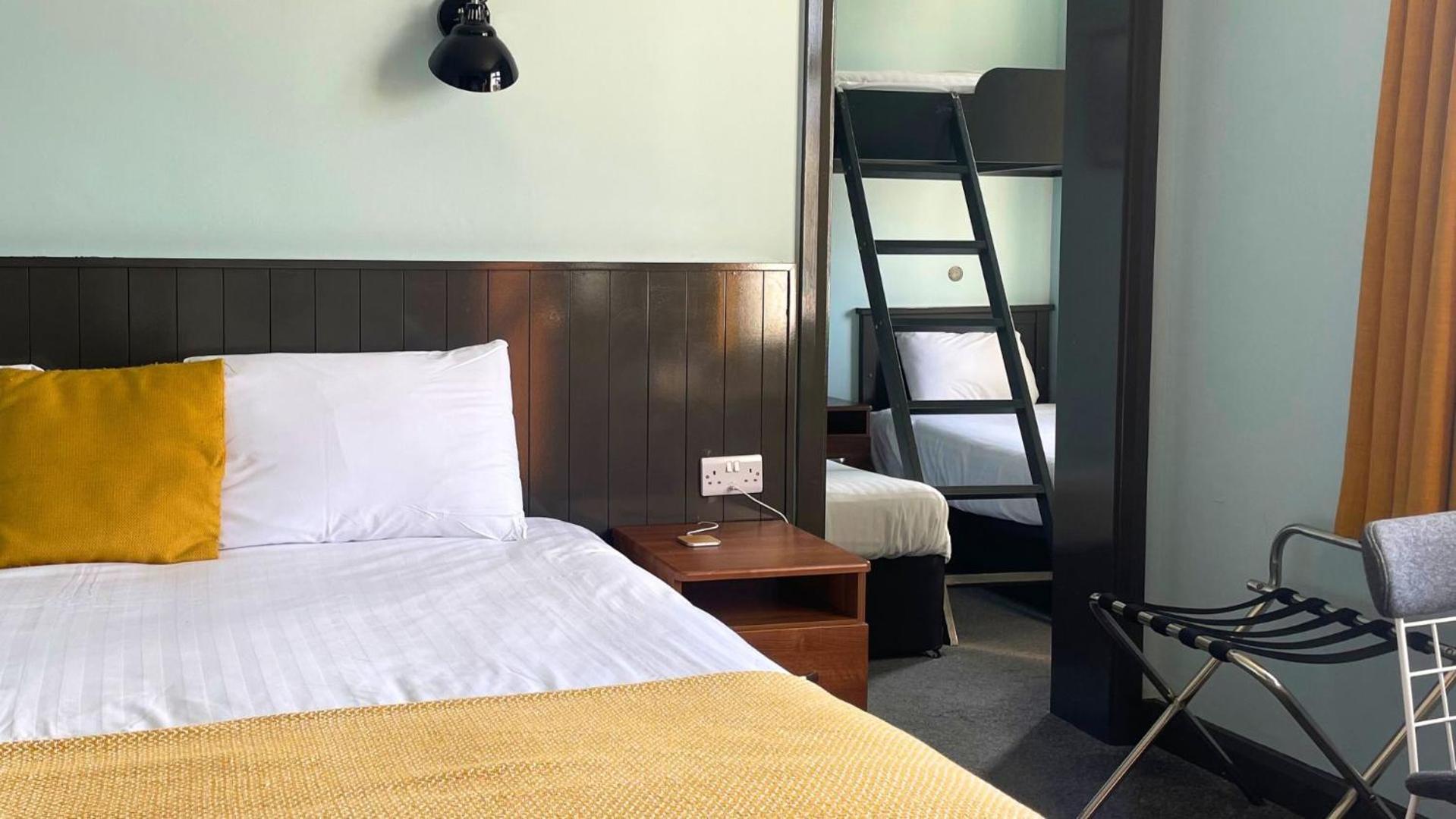 Marine Hotel باليكاسل المظهر الخارجي الصورة